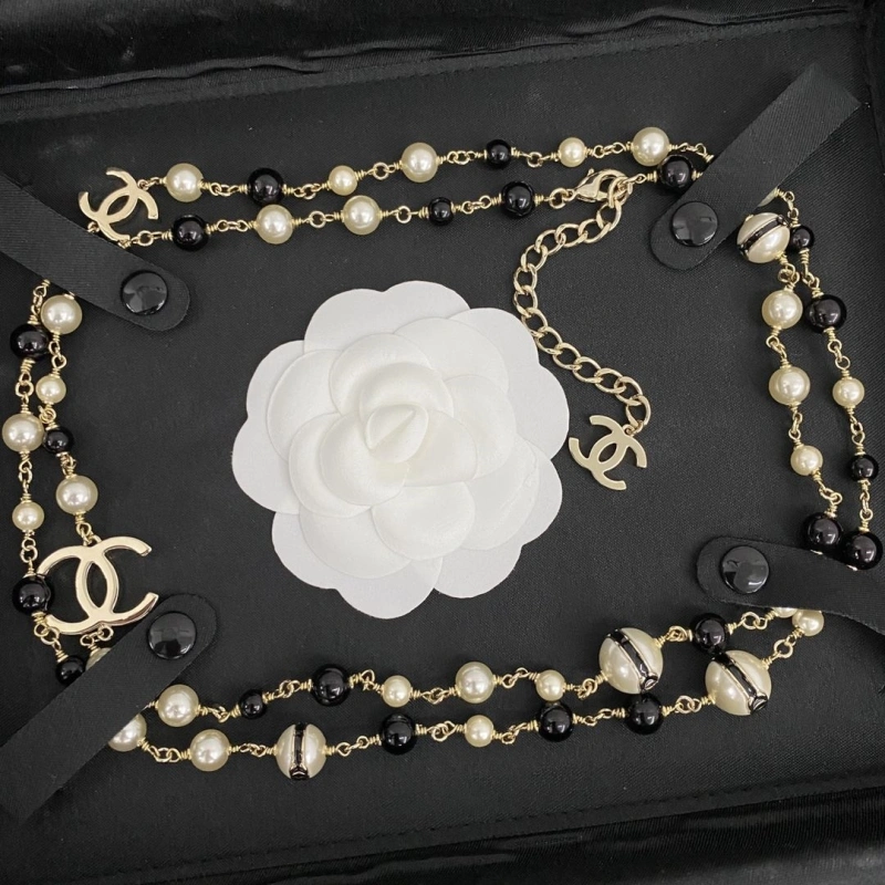 Classic Chxnxl Necklaces 288212