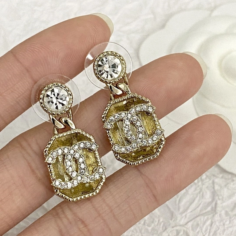 Lightweight Chxnxl Earrings 288907