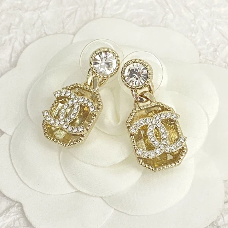 Lightweight Chxnxl Earrings 288907