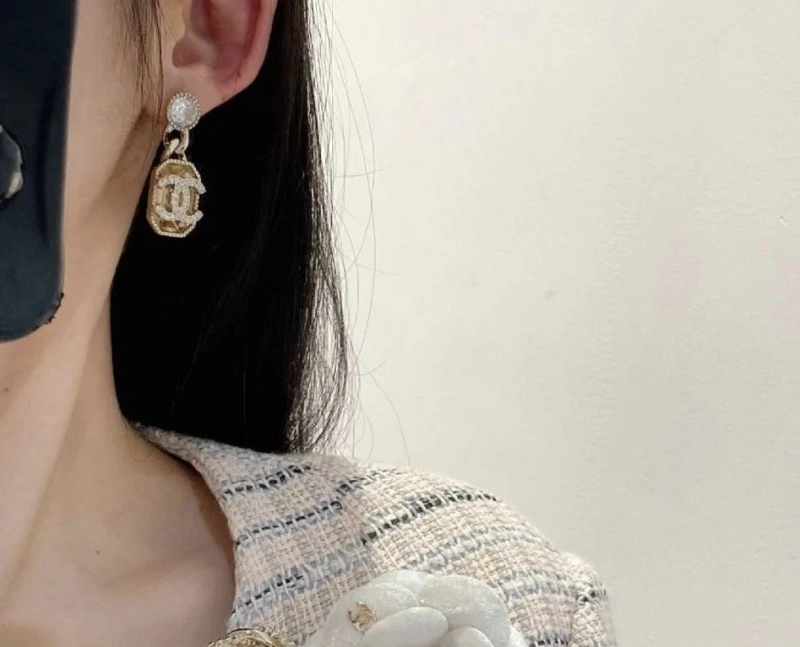 Lightweight Chxnxl Earrings 288907