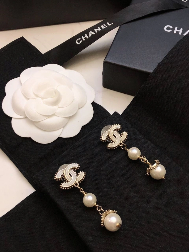 Stylish Chxnxl Earrings 288903
