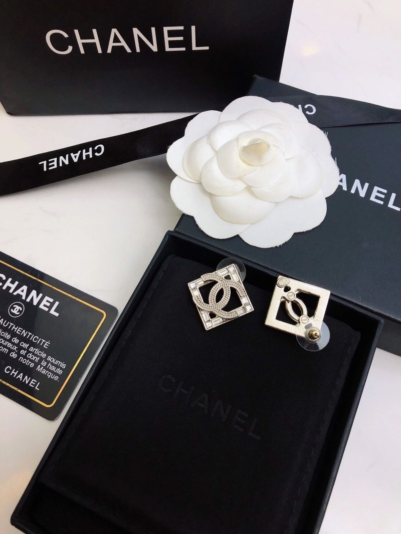 Durable Chxnxl Earrings 288905