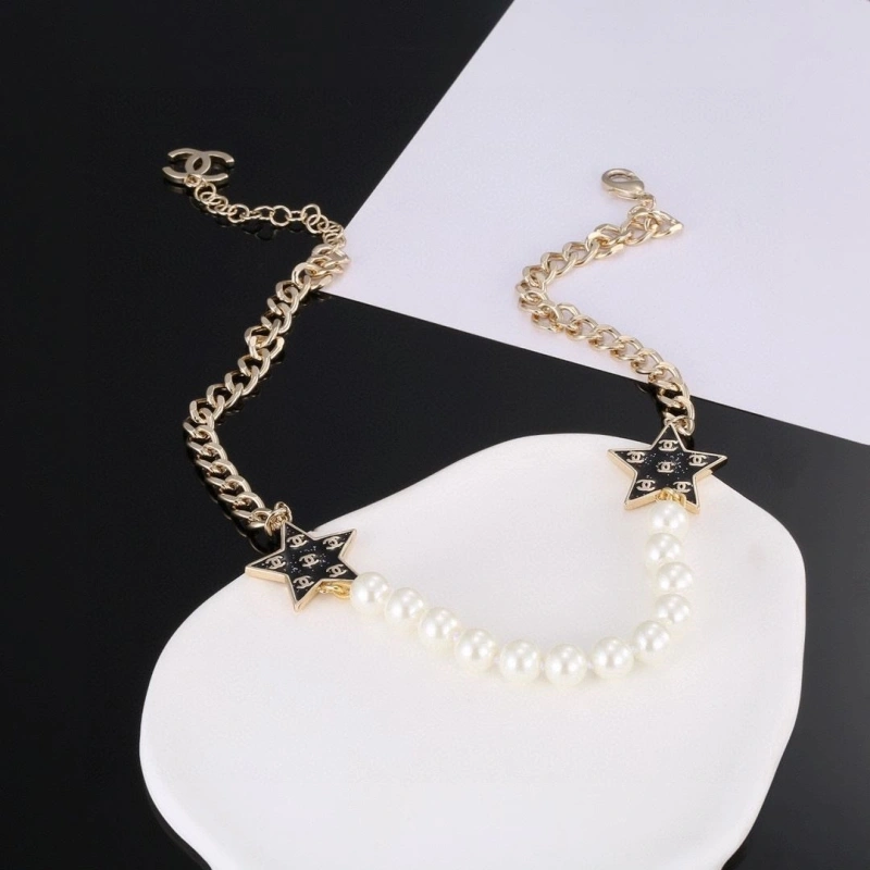 Classic Chxnxl Necklaces 288210