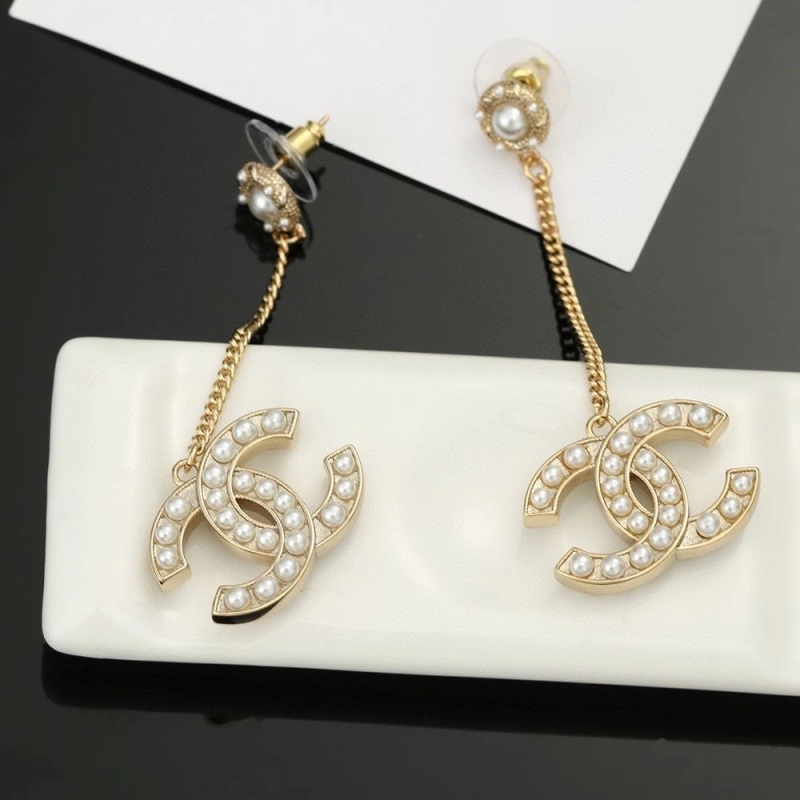 Trendsetting Chxnxl Earrings 288898