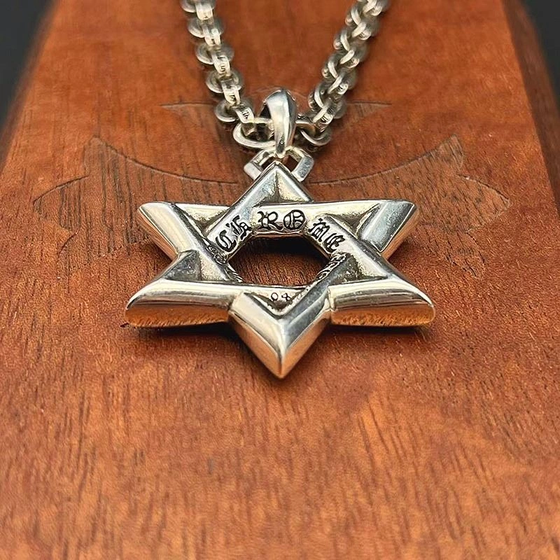 Sophisticated Chrxmx Hxxrts Necklaces 299620