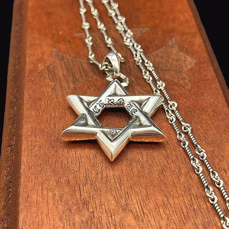 Sophisticated Chrxmx Hxxrts Necklaces 299620