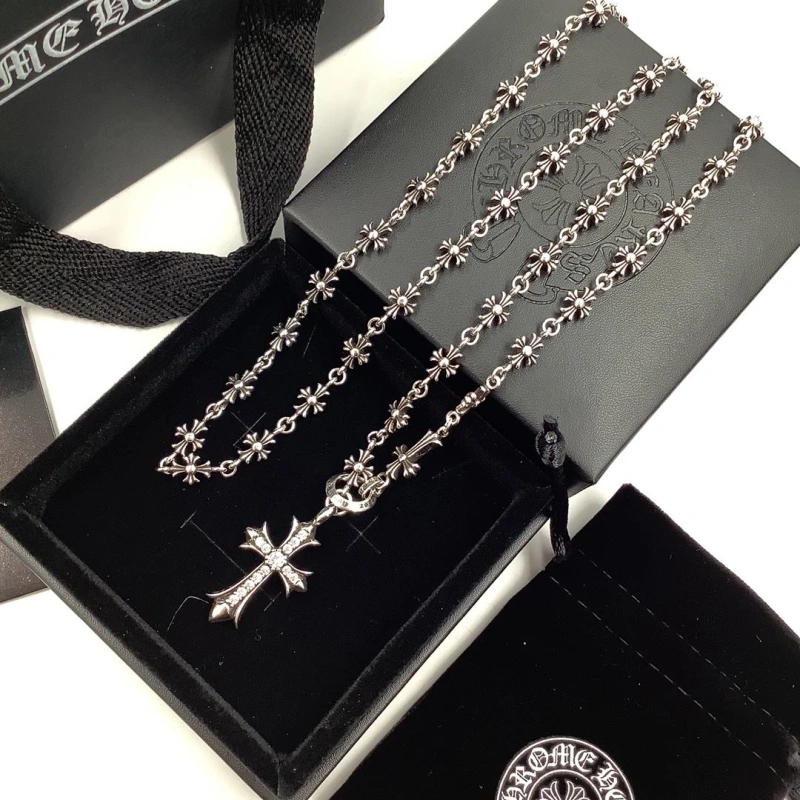 Trendy Chrxmx Hxxrts Necklaces 299617