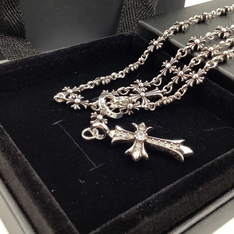 Trendy Chrxmx Hxxrts Necklaces 299617