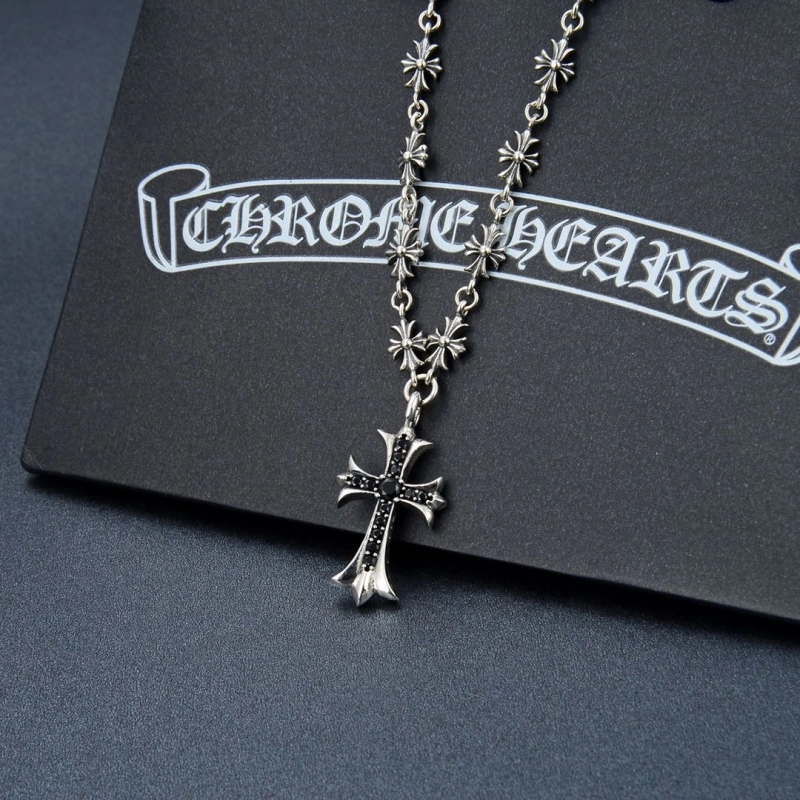 Durable Chrxmx Hxxrts Necklaces 299607