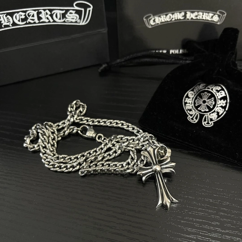Bright Chrxmx Hxxrts Necklaces 299606
