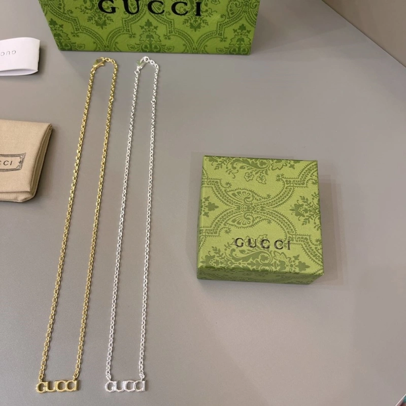 Gxccx Necklaces Stylish 305049