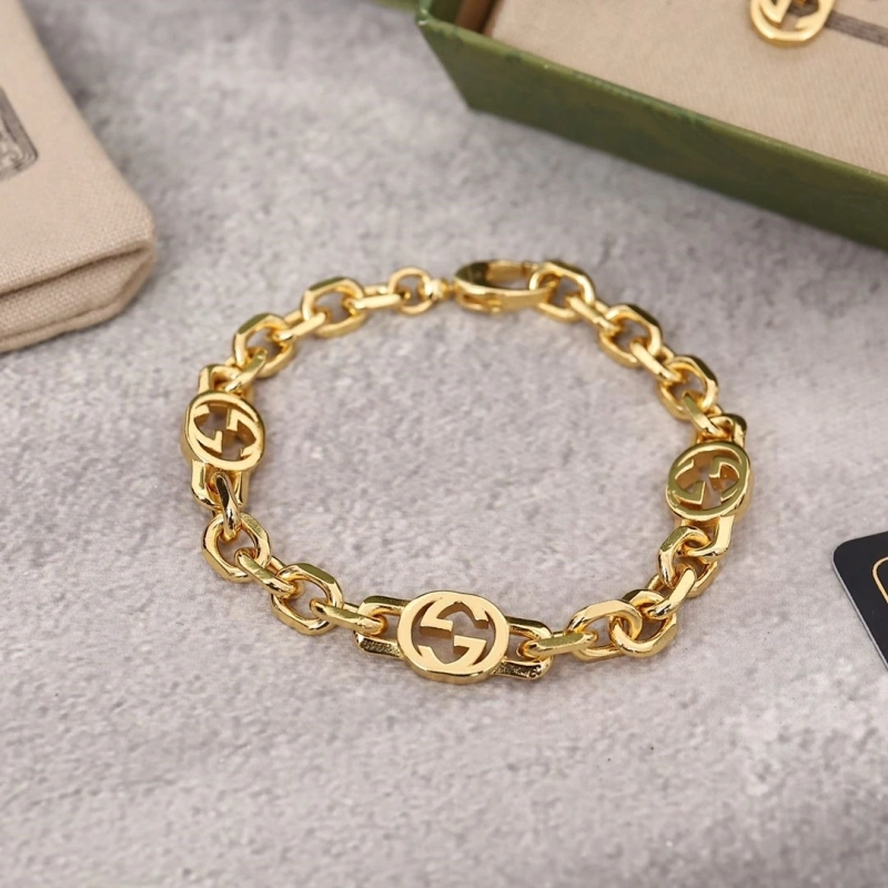 Gxccx Necklaces Stylish 305056