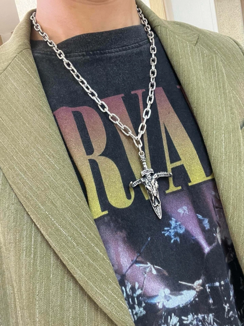 Gxccx Necklaces Stylish 305047