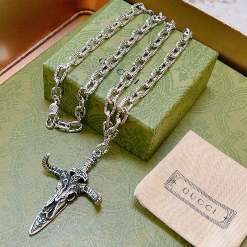 Gxccx Necklaces Stylish 305047