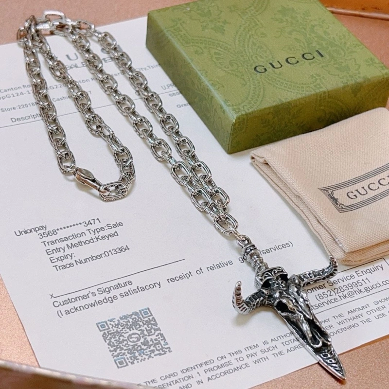 Gxccx Necklaces Stylish 305047