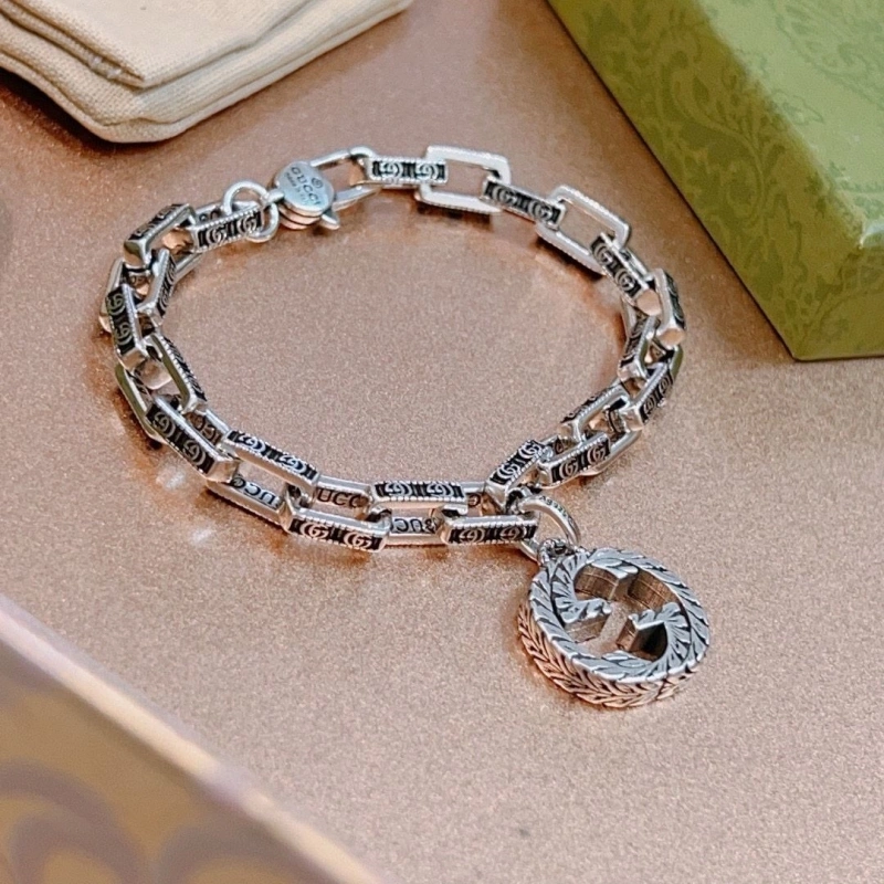 Vibrant Gxccx Bracelets 305630