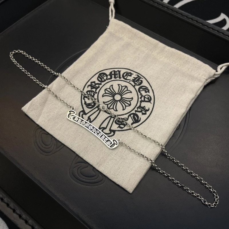 NewStyle Chrxmx Hxxrts Necklaces 299599