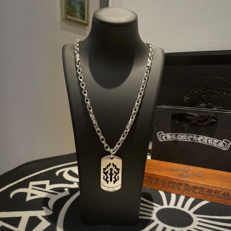 Flexible Chrxmx Hxxrts Necklaces 299604