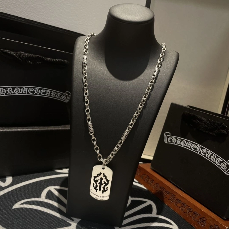 Flexible Chrxmx Hxxrts Necklaces 299604