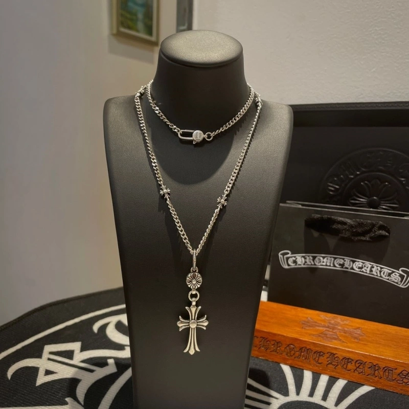 Sleek Chrxmx Hxxrts Necklaces 299602