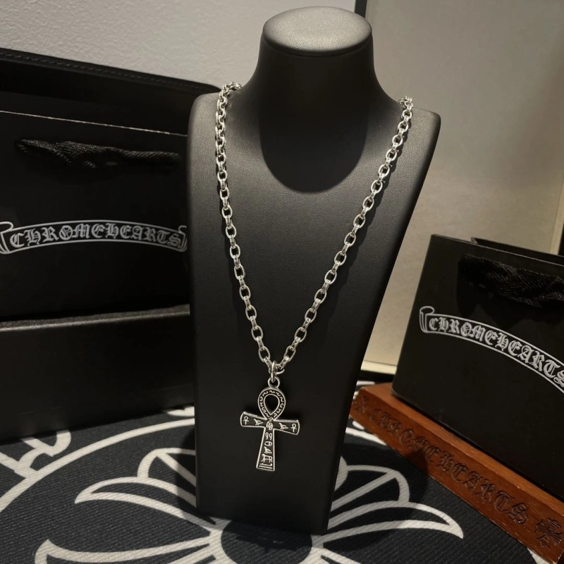 DailyWear Chrxmx Hxxrts Necklaces 299590