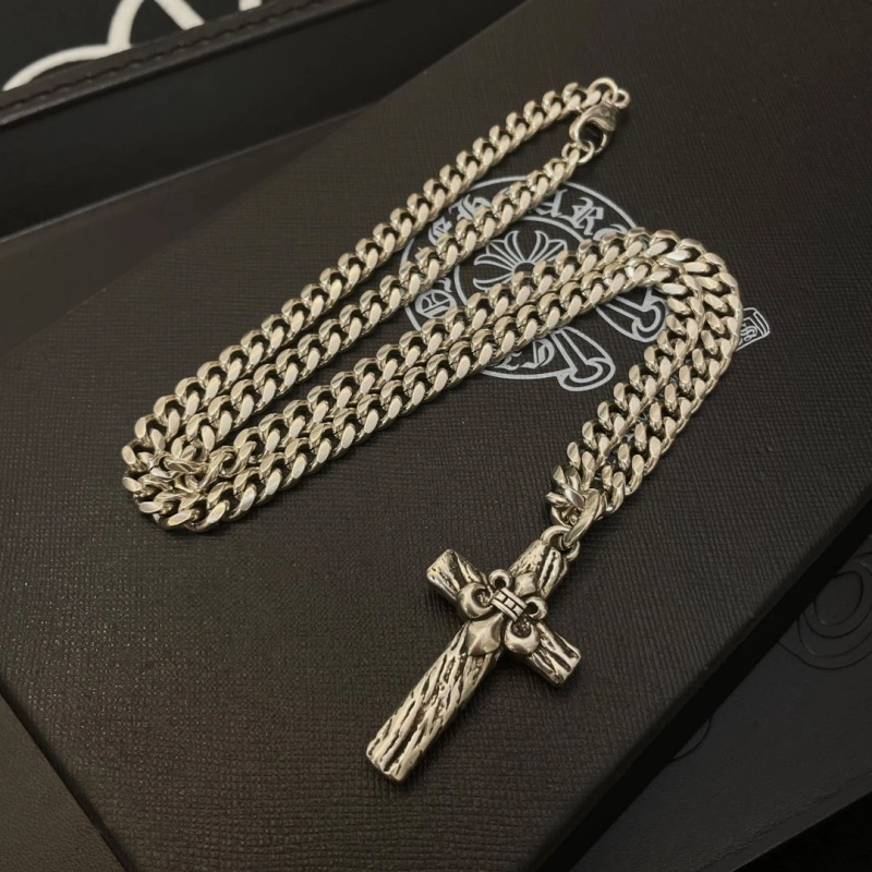 Flexible Chrxmx Hxxrts Necklaces 299585