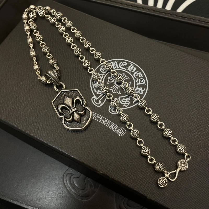 Versatile Chrxmx Hxxrts Necklaces 299601
