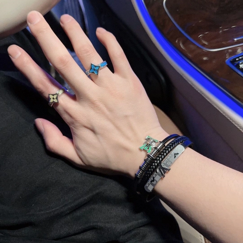 Flexible LX Bracelets 311176