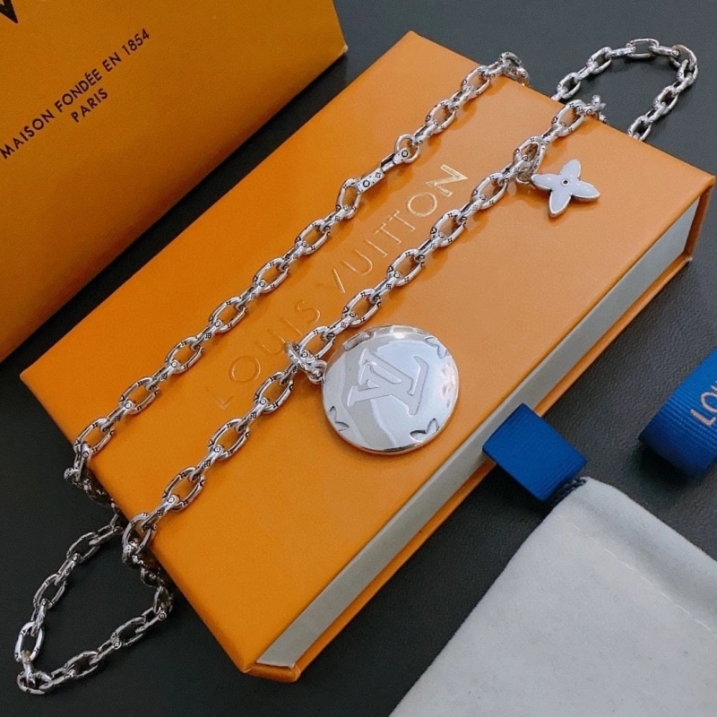 LX Necklaces Durable 310717