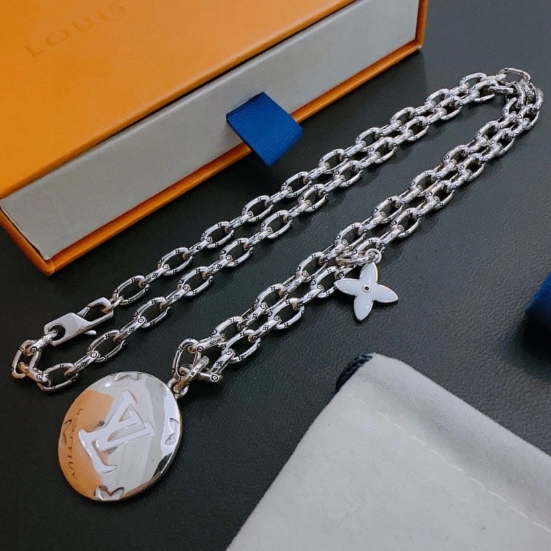 LX Necklaces Durable 310717
