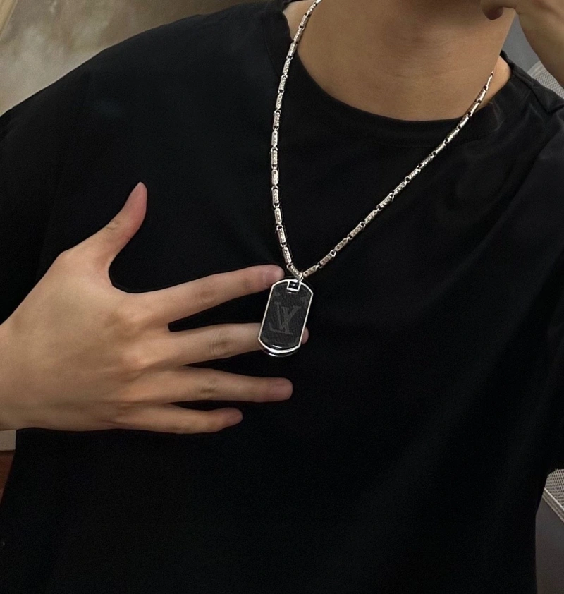 Comfortable LX Necklaces 310714