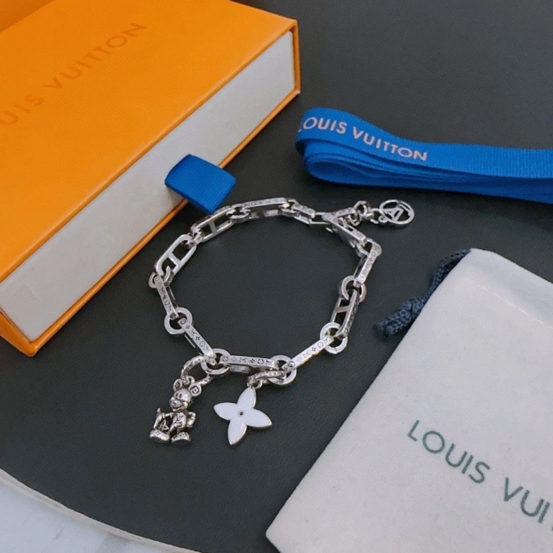 Resilient LX Necklaces 310729