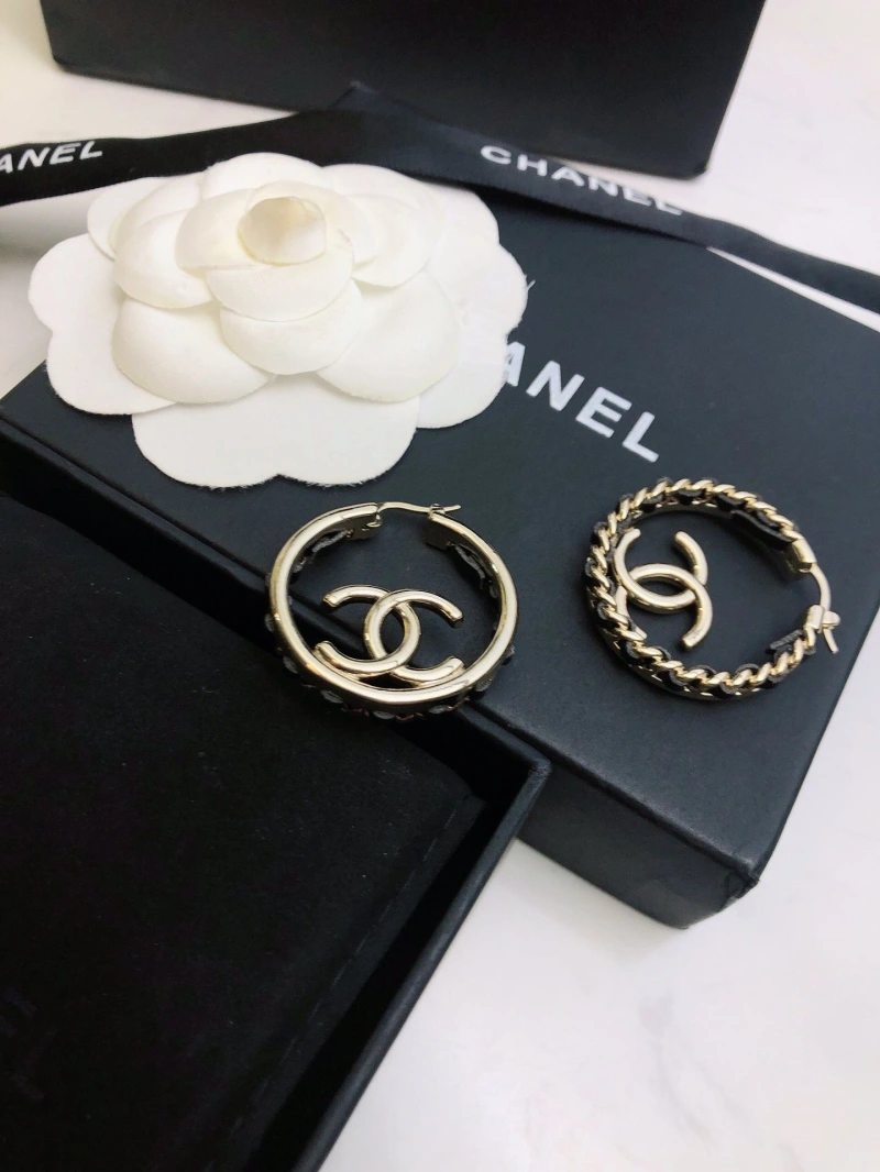 WellDesigned Chxnxl Earrings 288884
