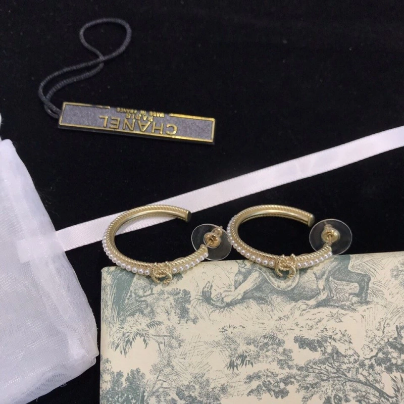 Durable Chxnxl Earrings 288880