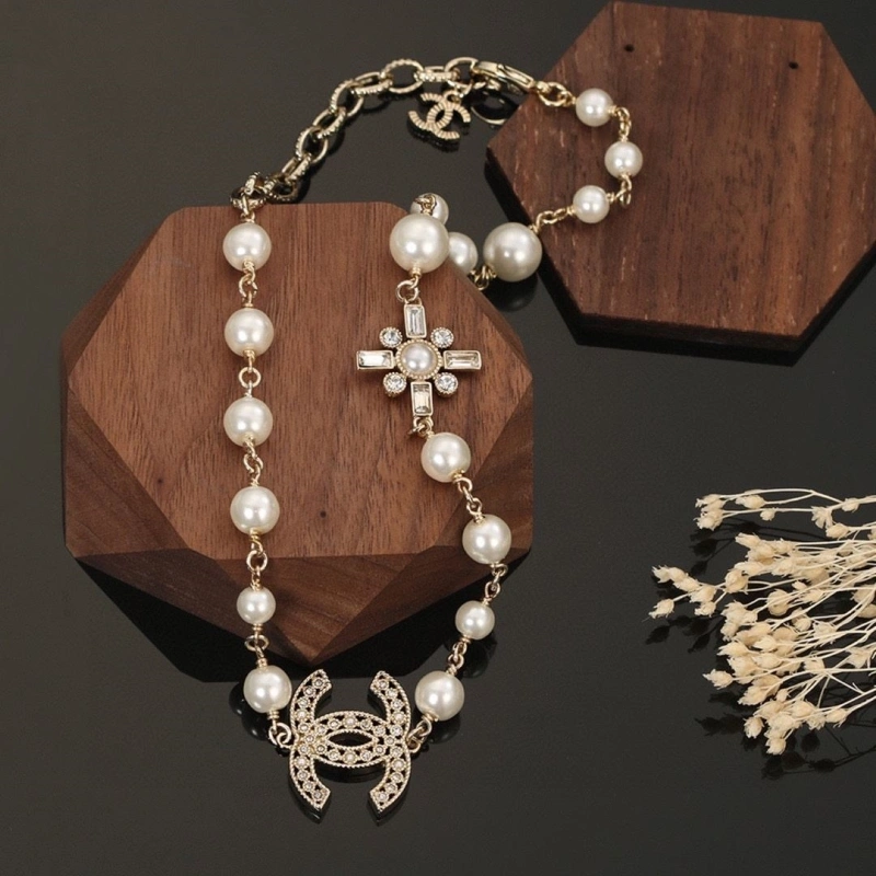 Practical Chxnxl Necklaces 288200