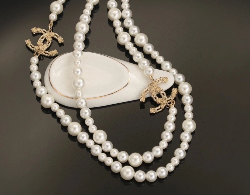 Comfortable Chxnxl Necklaces 288204