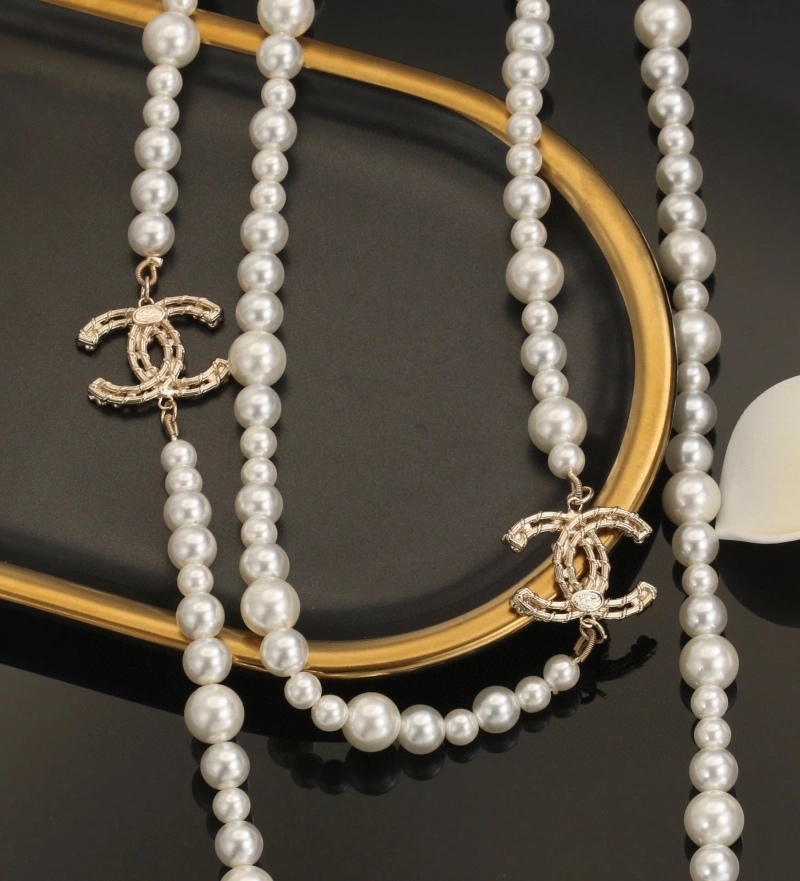 Comfortable Chxnxl Necklaces 288204