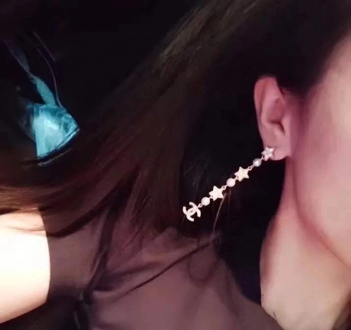 Vibrant Chxnxl Earrings 288864