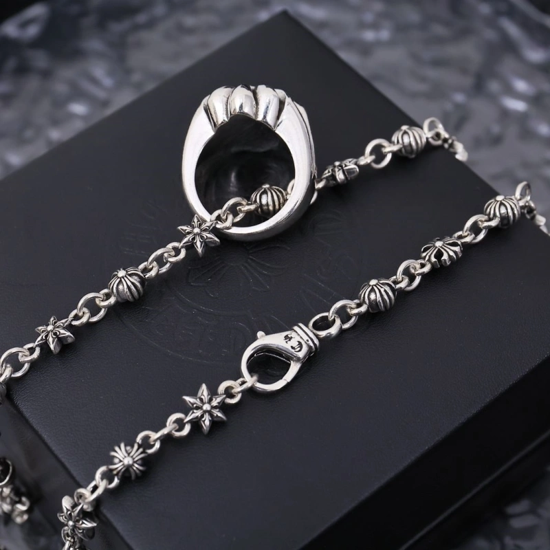 Classic Chrxmx Hxxrts Necklaces 299593