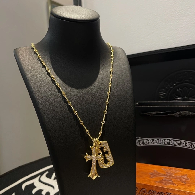 Comfortable Chrxmx Hxxrts Necklaces 299603