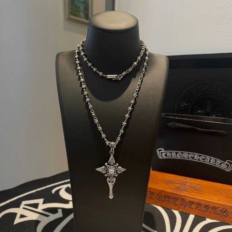 Functional Chrxmx Hxxrts Necklaces 299581