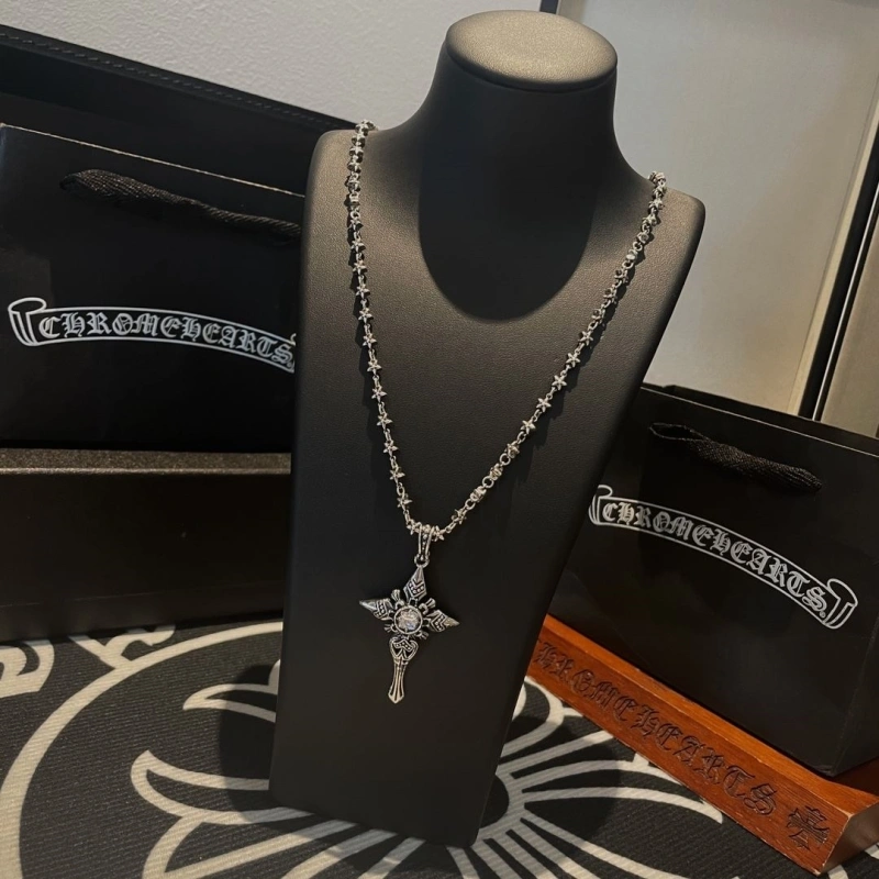 Functional Chrxmx Hxxrts Necklaces 299581