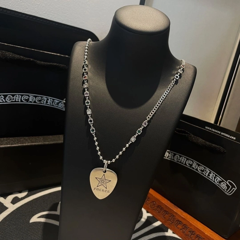 Chrxmx Hxxrts Necklaces Elegant 299579