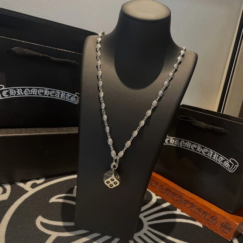 Unique Chrxmx Hxxrts Necklaces 299577