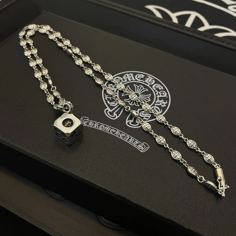 Unique Chrxmx Hxxrts Necklaces 299577