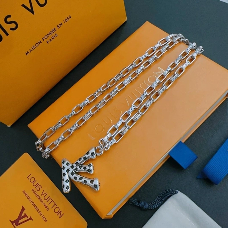 Versatile LX Necklaces 310709