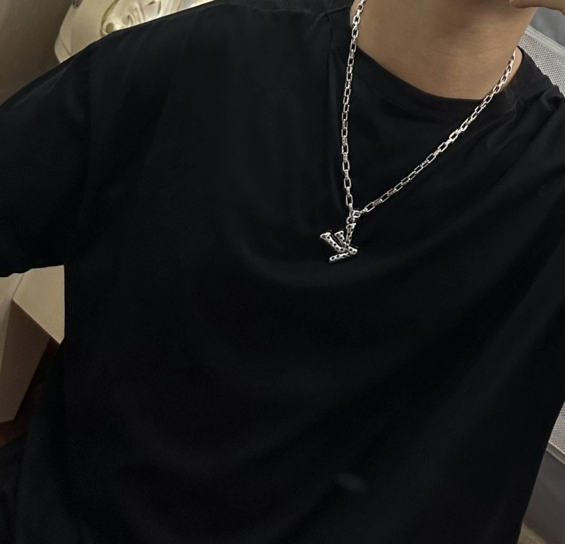 Versatile LX Necklaces 310709