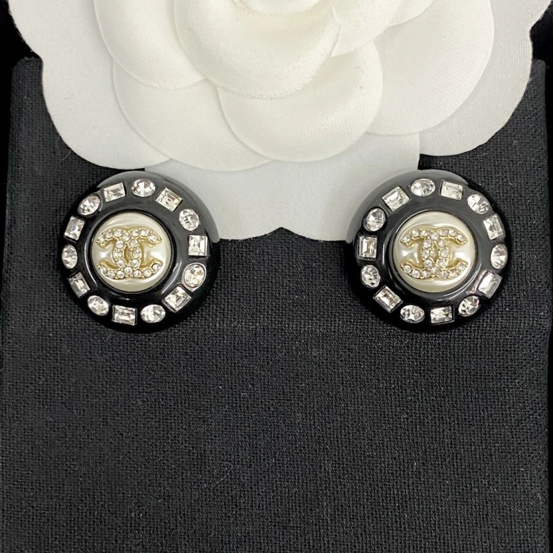 Resilient Chxnxl Earrings 288860
