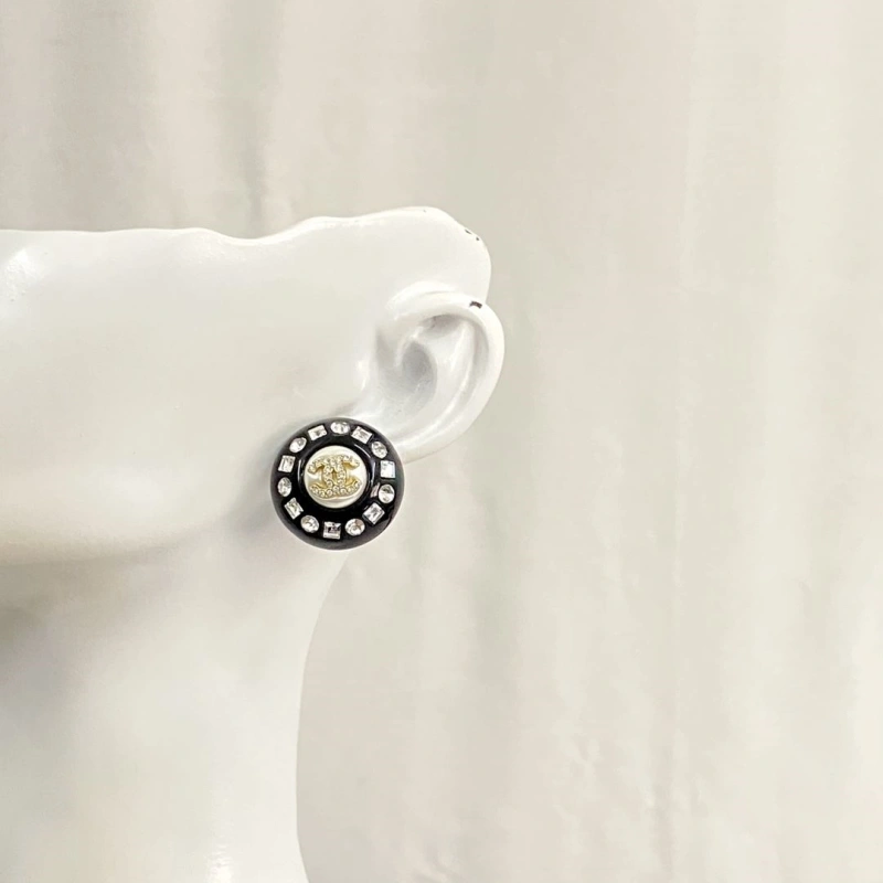 Resilient Chxnxl Earrings 288860