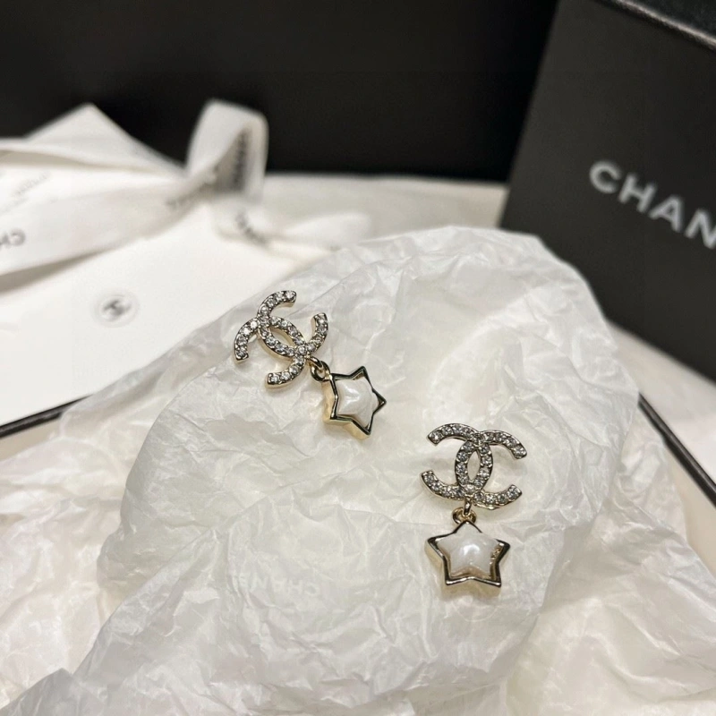 Fashionable Chxnxl Earrings 288850